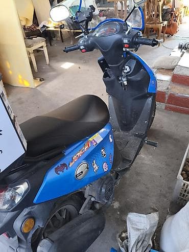 super cub: Скутер JOG — яркий городской транспорт в голубом цвете с — 4