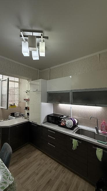 3 комнаты, 10000000 м², 106 серия, 8 этаж