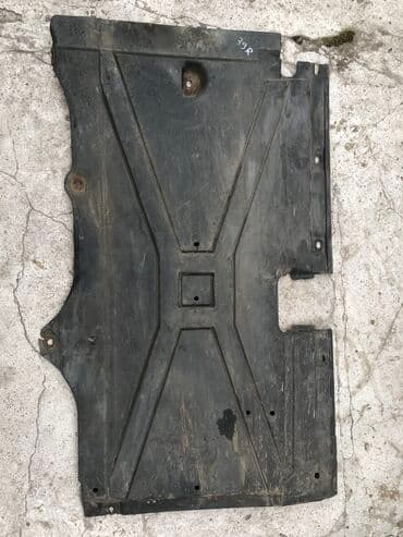 Защитка днища правая сторона БМВ е39 С Японии, состояние хорошее