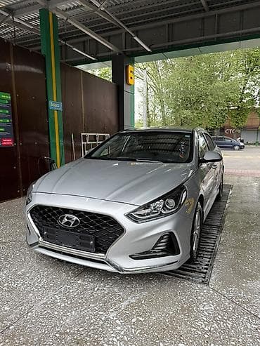 Hyundai Sonata: 2021 г., 2 л, Автомат, Газ, Седан