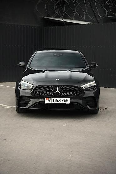 разноширокие: Mercedes-Benz E-Class: 2020 г., 2 л, Автомат, Бензин, Седан — 1