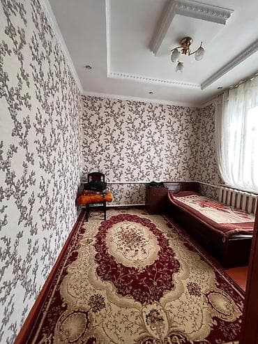 Просторный частный дом с большой гостиной, несколькими спальнями и — 2
