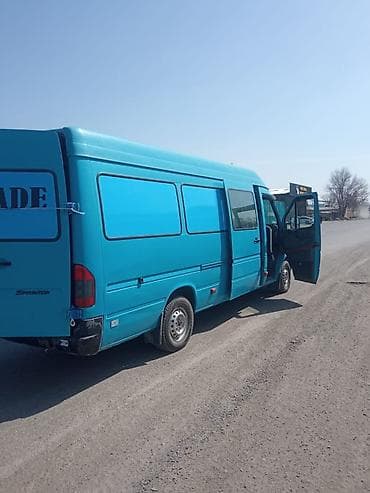 e class: Легкий грузовик, Mercedes-Benz — 3