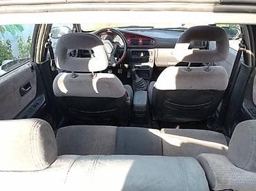 sg 9: Mazda 626: 1988 г., Механика, Бензин, Лифтбек — 8