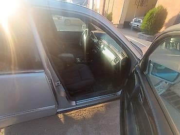 Продажа авто: Mercedes-Benz E-Class: 1996 г., 2.8 л, Механика, Бензин, Седан — 1