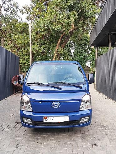 Легкий грузовик, Hyundai, Стандарт, До 1 т at lalafo.kg Легкий грузовик, Hyundai, Стандарт, До 1 т