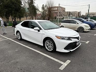 камиры: Toyota Camry: 2020 г., 2.5 л, Вариатор, Гибрид, Седан — 3