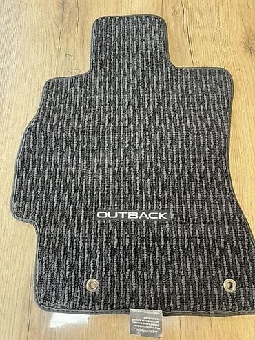 карты дверные: 2) Коврики салона Outback: - Текстильные, темно‑серый ворс с — 3