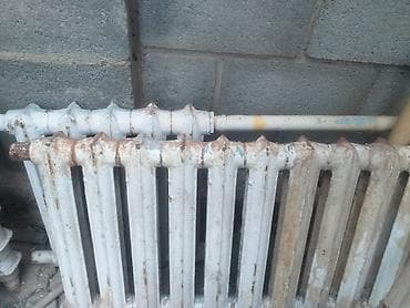 железный яшик: Чугунные батареи Б/у, Тип подключения: Боковое — 1