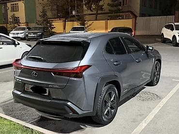 Lexus: Lexus : 2019 г., 2 л, Автомат, Гибрид, Хэтчбэк — 7
