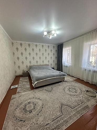 дом у озера: Маевкадан 4 болмолуу үй сатылат, абалы жакшы сүрөттөгүдөй, удобства — 6