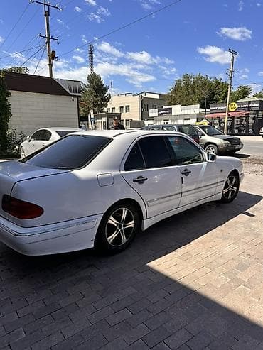 bmw e36: Mercedes-Benz E-Class: 1996 г., Седан — 3