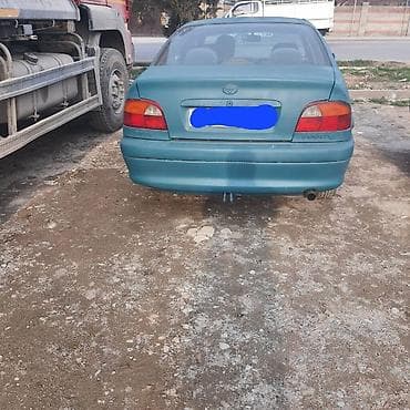 70 сом: Toyota Avensis: 1998 г., 1.6 л, Кол менен иштөөчү, Бензин, Седан — 4