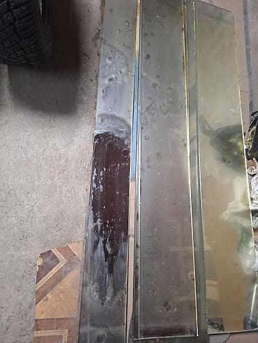 Зеркала, нужно только отмыть. 138см на 14см. 138см на 19см. 138см на