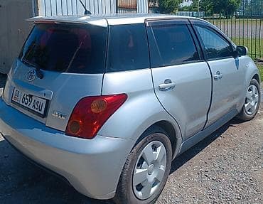 Toyota: Toyota Ist: 2005 г., Автомат, Бензин, Хэтчбэк — 1