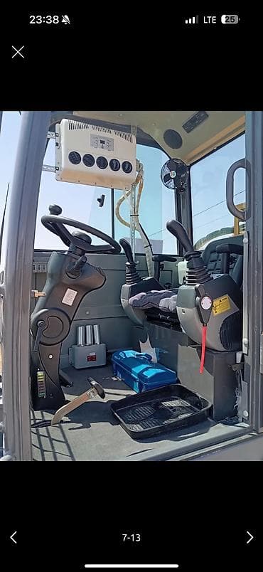 мото техники: Экскаватор, 2025 г., Колесный — 6