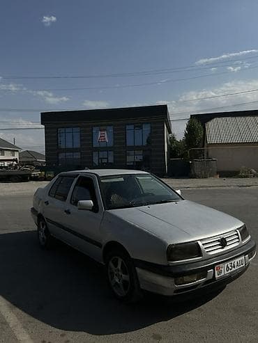 mini itx: Volkswagen Vento: 1993 г., 1.8 л, Седан — 3
