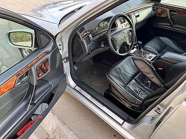 e32: Mercedes-Benz E-Class: 2002 г., 3.2 л, Седан — 10