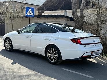 хундай сантафе: Hyundai Sonata: 2020 г., 2 л, Автомат, Гибрид, Седан — 3