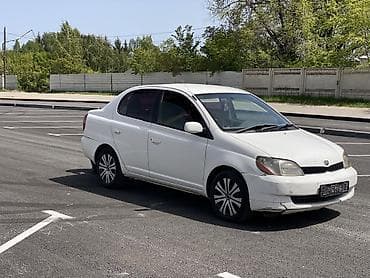 полик 5 д: Toyota Platz: 2002 г., 1.5 л, Автомат, Бензин, Седан — 1