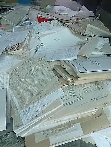 a frame: Приём и вывоз макулатуры (бумага/архив) - Принимаем архивную — 1