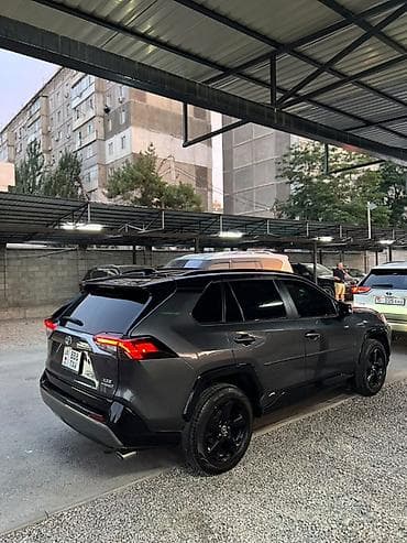 Toyota RAV4: 2021 г., 2.5 л, Вариатор, Гибрид, Кроссовер — 6