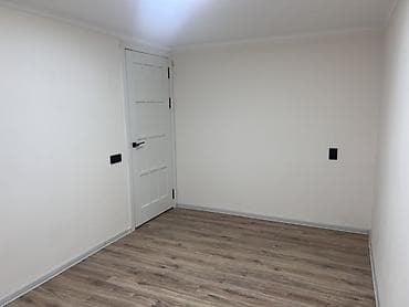 квартира сутки ош 3х комнатах: 38 м², 2 комнаты, Бронированные двери, Евроремонт, Парковка — 7