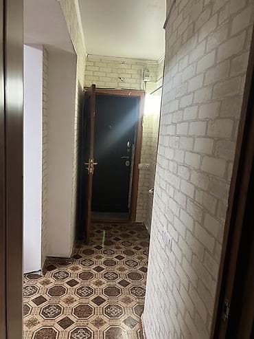 квартир бишкеке: 2 комнаты, 40 м², 2 этаж, Косметический ремонт — 2