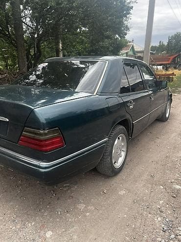 forester sj: Mercedes-Benz W124: 1995 г., 2 л, Механика, Бензин, Седан — 5