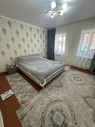 дом у озера: Маевкадан 4 болмолуу үй сатылат, абалы жакшы сүрөттөгүдөй, удобства — 4