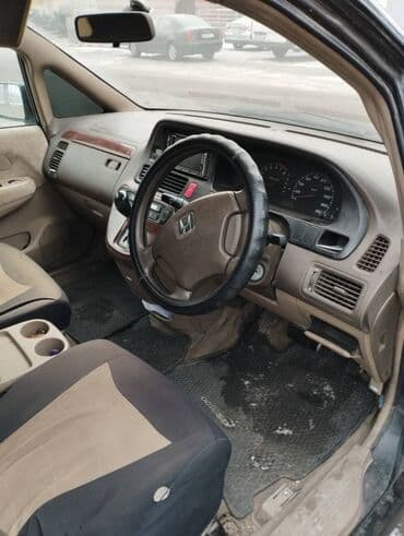 старое авто: Honda Odyssey: 2000 г., 2.3 л, Автомат, Бензин, Универсал — 4