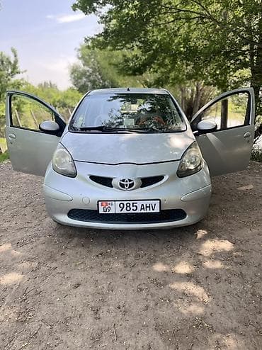 Toyota Aygo: 2007 г., 1 л, Механика, Бензин, Хэтчбэк