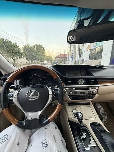 фары ist: Lexus ES: 2013 г., 2.5 л, Автомат, Гибрид, Седан — 5