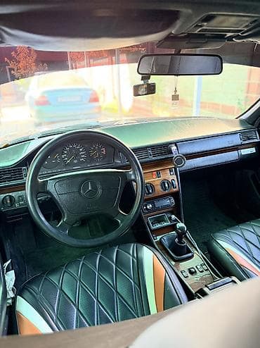 Mercedes-Benz E-Class: 1994 г., 2.2 л, Кол менен иштөөчү, Бензин, Седан — 9