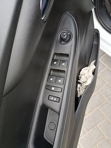 1: Chevrolet Spark: 2018 г., 1 л, Вариатор, Бензин, Хэтчбэк — 9