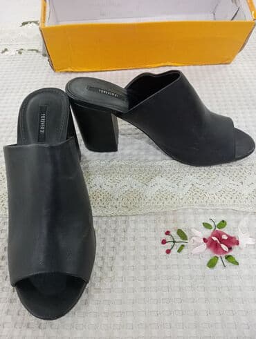 шлепка: Продаются б/у кожаные басаножки в отличном состоянии 37-38 — 2