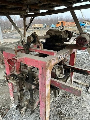 битон миксер: Продаётся комплект для производства кирпича/блоков: - Вибропресс — 4