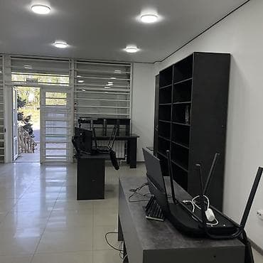 сааб строй: Продажа офисов 70 м², С ремонтом, Многоэтажное здание, 1 этаж — 7