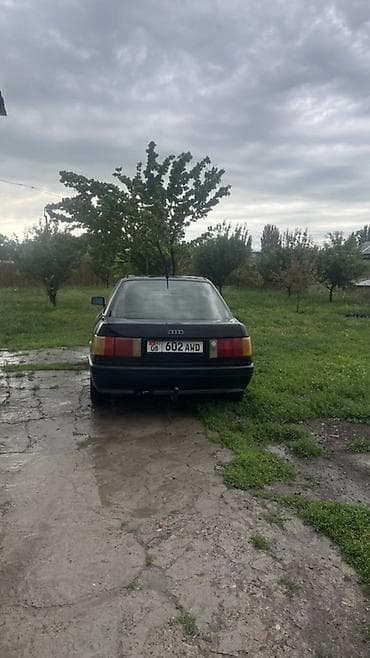 Транспорт: Audi 80: 1990 г., Механика, Седан — 4