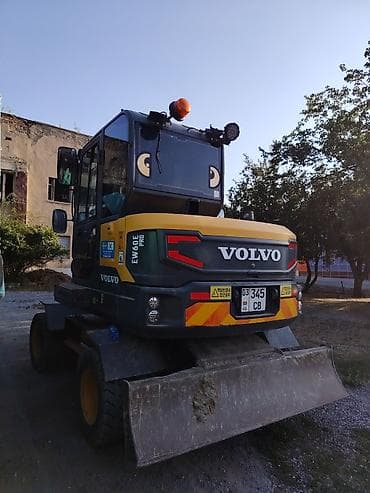 Транспорт: Экскаватор, Volvo, 2020 г., Колесный — 3