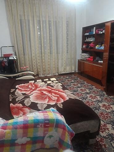 old bishkek аренда: 1 комната, 35 м², 105 серия, 4 этаж, Старый ремонт — 2