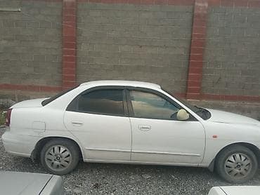 Унаа сатуу: Daewoo Nubira: 2001 г., Кол менен иштөөчү, Бензин, Седан — 5
