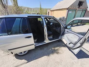 mini car: Toyota Raum: 1997 г., 1.5 л, Автомат, Бензин, Хэтчбэк — 7