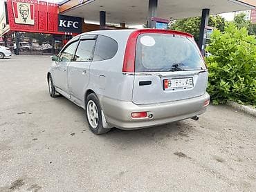 hyundai ionic: Honda Stream: 2003 г., 2 л, Автомат, Бензин, Универсал — 3