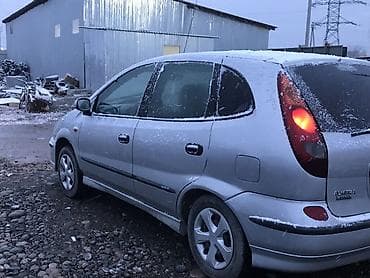 jac t9: Nissan Almera Tino: 2003 г., 1.8 л, Механика, Бензин, Хэтчбэк — 9
