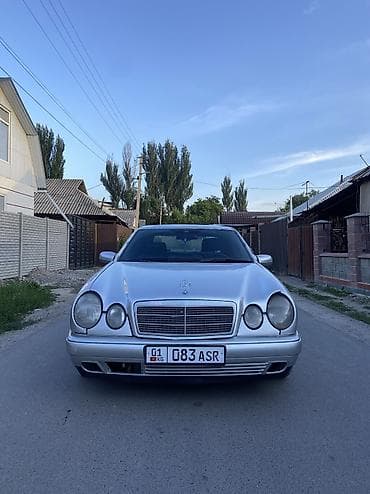 v class: Mercedes-Benz E-Class: 1996 г., 3.2 л, Автомат, Бензин, Седан — 1
