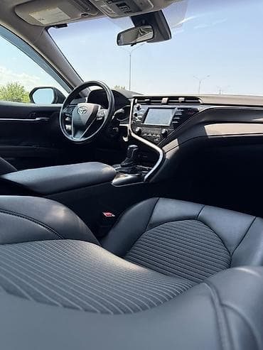 Toyota Camry: 2019 г., 2.5 л, Вариатор, Бензин, Седан — 8