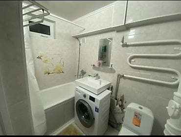 хата 2 комнатная: 50 м², 2 комнаты, Военторг — 5