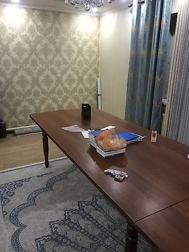 продам стол кухонный: Продаю гостевой стол стулья 
Состояние хорошее
Цена 20000 сом — 3