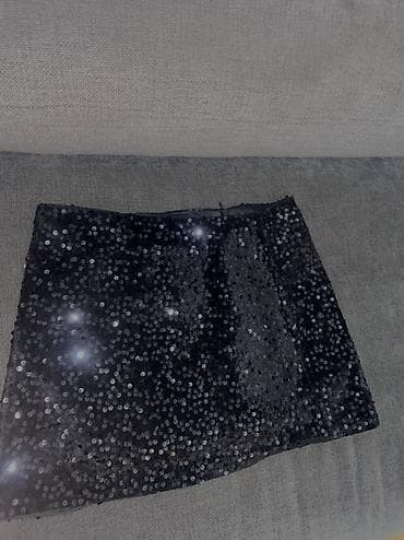 Лосиналар, леггинсылар: Юбка, Юбканын модели: Трапеция, Мини, Трикотаж, Белден, Пайеткалары менен lalafo.kg да — 1 Лосиналар, леггинсылар: Юбка, Юбканын модели: Трапеция, Мини, Трикотаж, Белден, Пайеткалары менен — 1